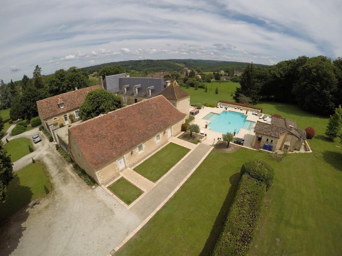 Domaine De La Rocque Bed and Breakfast Liorac-sur-Louyre Exteriör bild